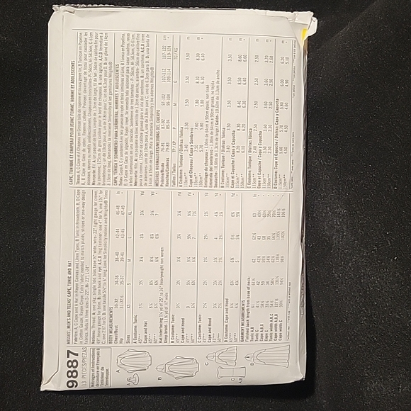 Simplicity: Sewing Pattern Uncut 9887 - Picture 2 of 3